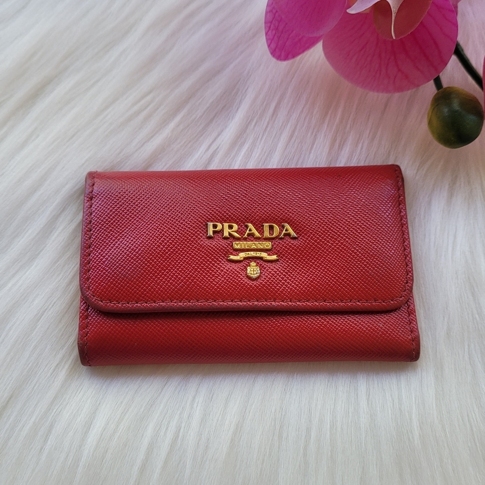 🔑 Prada Red Saffiano Leather 6 Key Holder